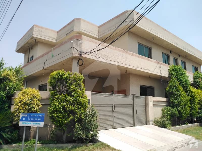 10 Marla Upper Portion In Canal View For Rent