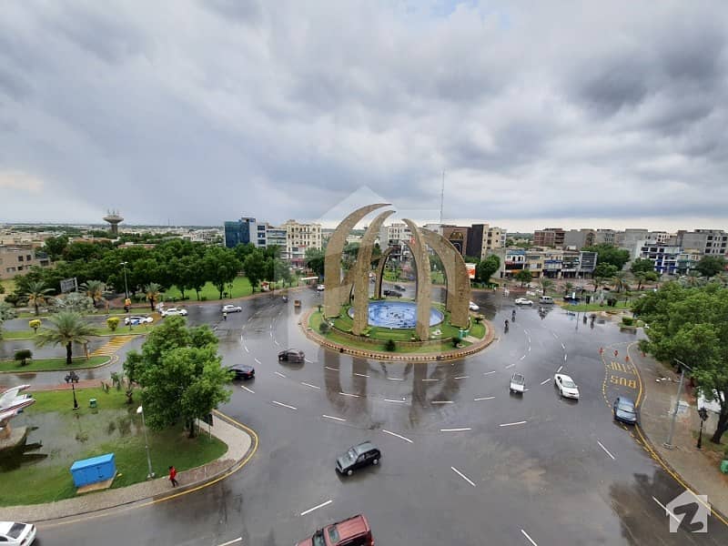 2 marla corner commercial plot For SALE in EE Block on main boulavard in bahria town lahore