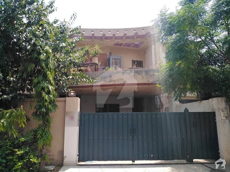 Perfect 1 Kanal House In Canal View For Rent