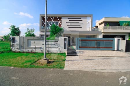 One Kanal Slightly Used Lush A Fully Basement House For Rent In Dha Phase 6 Lahore One Kanal Slightly Used Lush A Fully Basement House For Rent In Dha Phase 6 Lahore