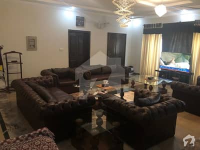 بحریہ ٹاؤن فیز 4 بحریہ ٹاؤن راولپنڈی راولپنڈی میں 11 کمروں کا 1 کنال مکان 4.05 کروڑ میں برائے فروخت۔ بحریہ ٹاؤن فیز 4 بحریہ ٹاؤن راولپنڈی راولپنڈی میں 11 کمروں کا 1 کنال مکان 4.05 کروڑ میں برائے فروخت۔