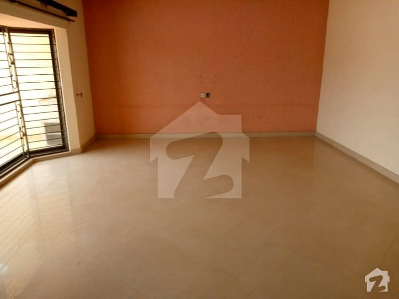 1 Kanal Upper Portion Is Available For Rent In Nfc Society Near Wapda Town.