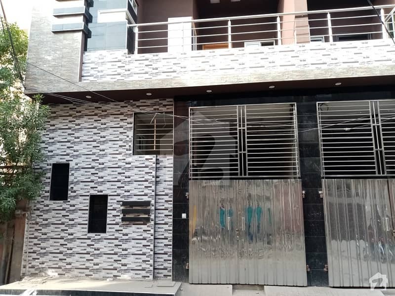 5 Marla House In Central Satiana Road For Sale