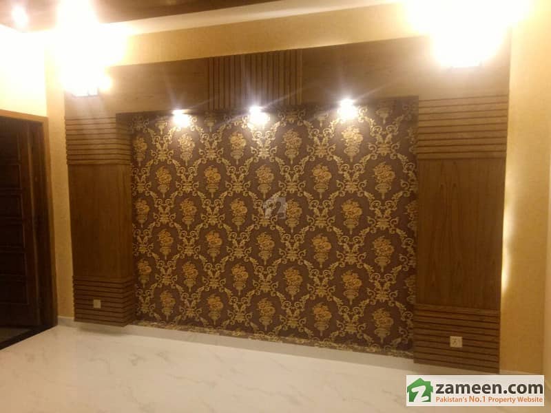 Lahore Pak Properties Offer 10 Marla Brand New House 3