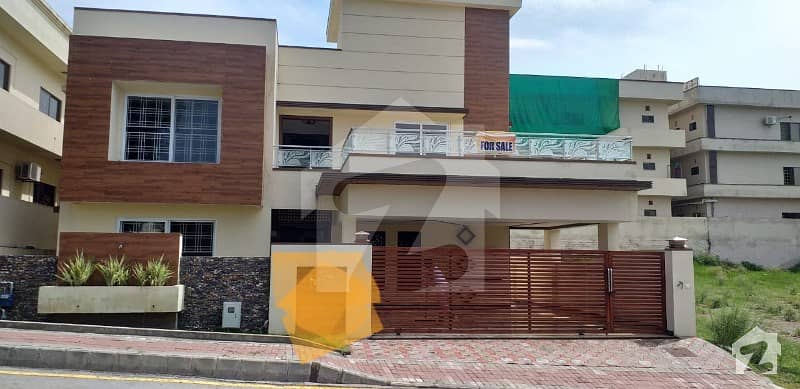 Luxuary House For Sale In Behria Town Phase 3