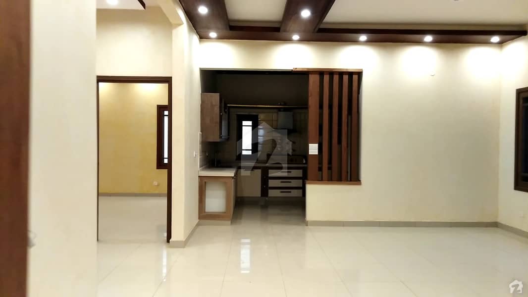 نارتھ ناظم آباد ۔ بلاک ایف نارتھ ناظم آباد کراچی میں 6 کمروں کا 1 کنال مکان 7.45 کروڑ میں برائے فروخت۔