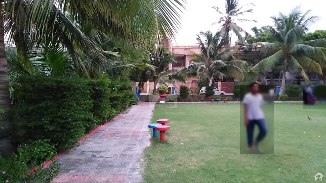 Portion Is Available For Sale GulshaneKaneez Fatima Block 1