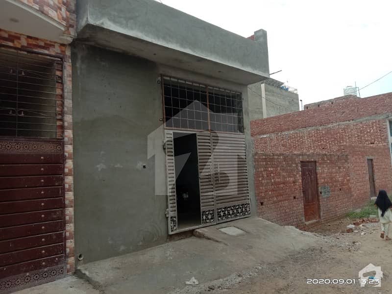 کاہنہ لاہور میں 1 کمرے کا 4 مرلہ مکان 35 لاکھ میں برائے فروخت۔