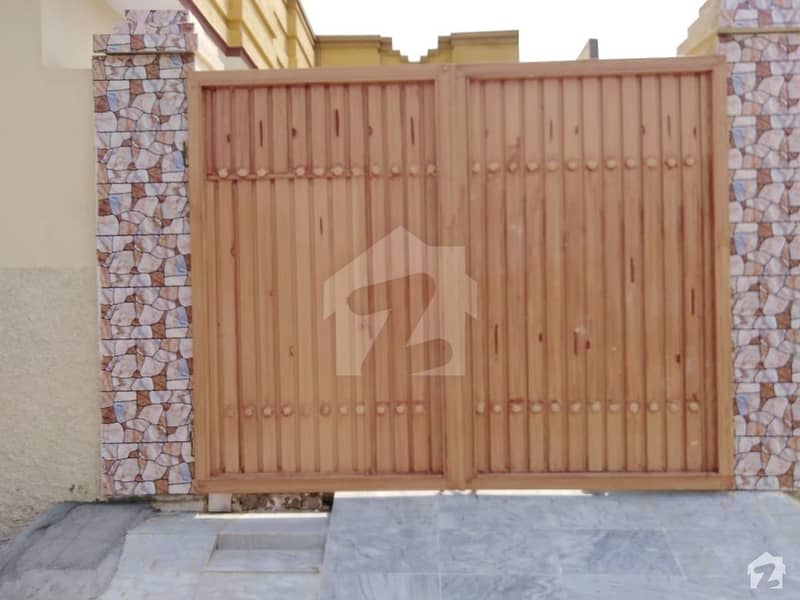 1125  Square Feet House Ideally Situated In Akora Khattak