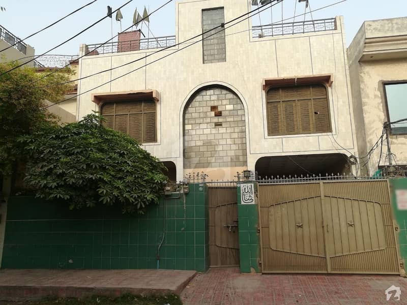 10 Marla House For Sale In Shah Rukn-e-Alam Colony