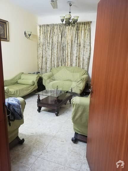 جوہر ٹاؤن فیز 1 جوہر ٹاؤن لاہور میں 4 کمروں کا 5 مرلہ مکان 1.3 کروڑ میں برائے فروخت۔