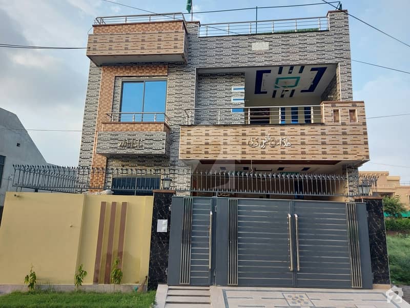 2250  Square Feet House Situated In Sabzazar Scheme For Sale