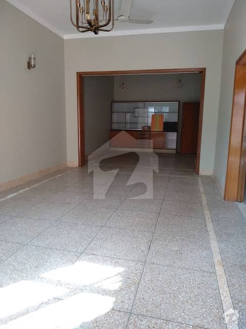 1 Kanal Single Storey Semi Commercial House Available For Sale In Gulberg Just Near Hockey Stadium