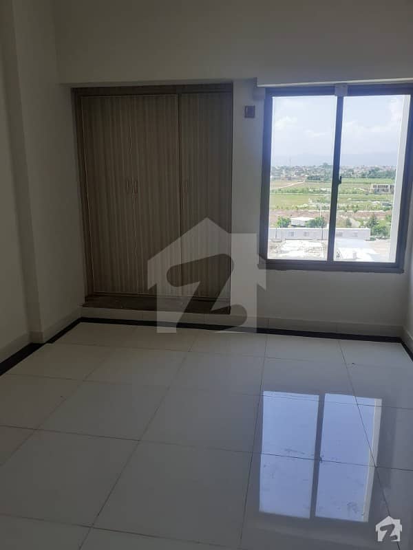 03 Bed Apartment Up For Sale In Sammama Star Mall And Residency Islamabad.