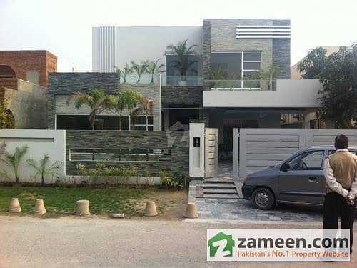 1 Kanal Brand New Magnificent And Ultra Modern Bungalow For Sale