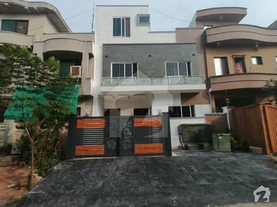 Brand New 25x40 House Is Available For Sale At G-13/4 Brand New 25x40 House Is Available For Sale At G-13/4
