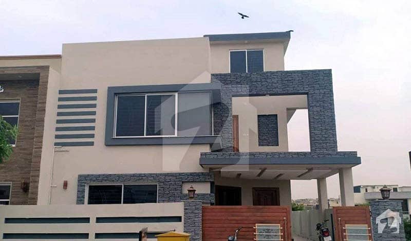 Large House For Rent In Jinnah Town