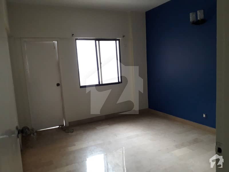 Defence Phase Vi Bukhari Commercial 4 Bedrooms Apartment With Lift And Parking