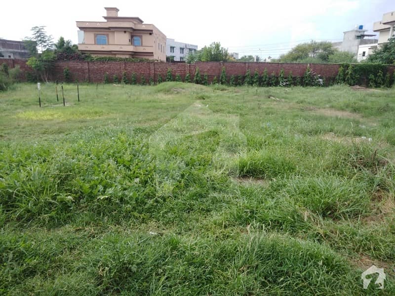 13500  Square Feet Industrial Land Is Available For Sale In Kashmir Road