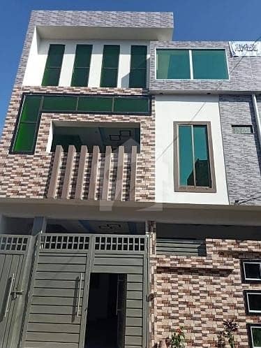 ارباب سبز علی خان ٹاؤن ورسک روڈ پشاور میں 4 کمروں کا 5 مرلہ مکان 1.6 کروڑ میں برائے فروخت۔