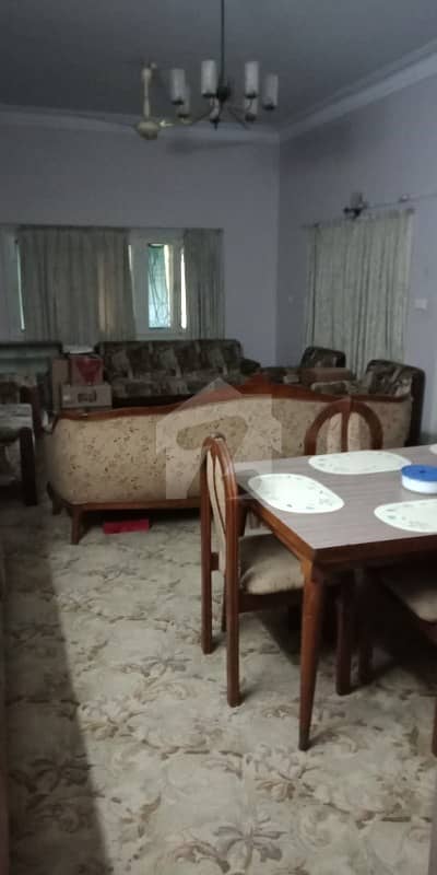نارتھ ناظم آباد ۔ بلاک این نارتھ ناظم آباد کراچی میں 2 کمروں کا 17 مرلہ مکان 5 کروڑ میں برائے فروخت۔