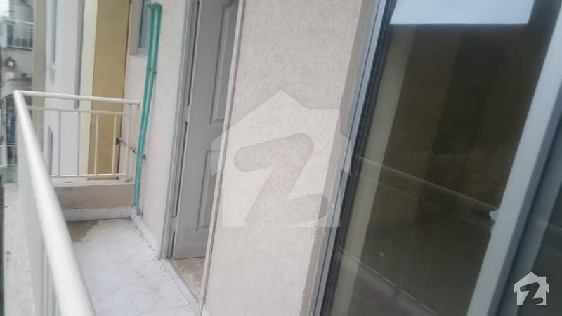 Flat For Sale in Head Commercial Flat For Sale in Head Commercial
