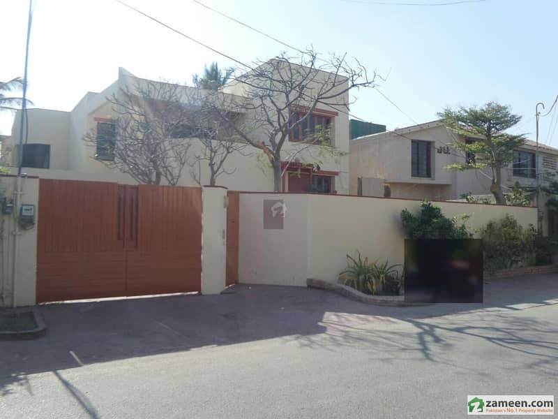 Spacious Unfurnished Bungalow Available For Rent In DHA Phase 6