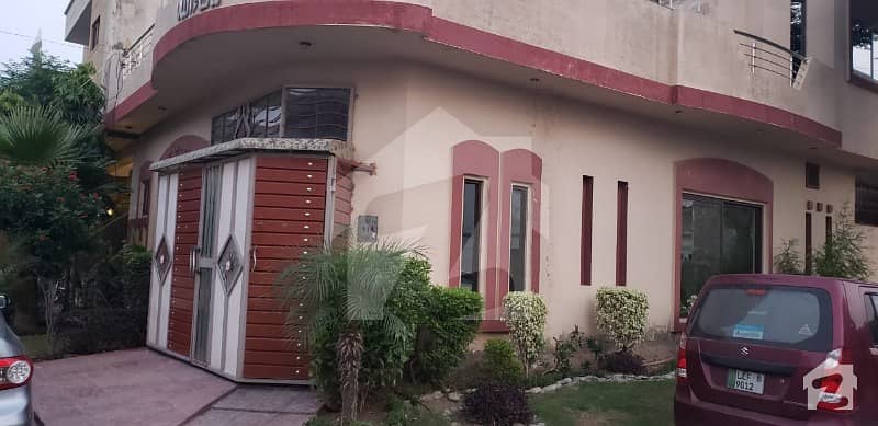 سنی پارک لاہور میں 2 کمروں کا 5 مرلہ مکان 1 کروڑ میں برائے فروخت۔