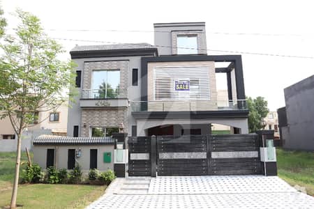 Luxuriously Classy Brand New 10 Marla House For Sale In Bahria Town Luxuriously Classy Brand New 10 Marla House For Sale In Bahria Town