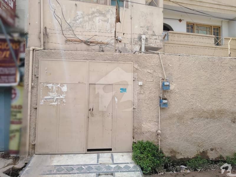 گلبرگ پشاور میں 2 کمروں کا 4 مرلہ مکان 16 ہزار میں کرایہ پر دستیاب ہے۔