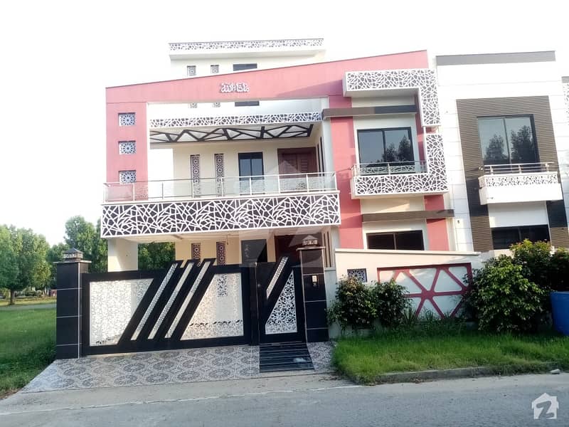 2250  Square Feet House In Citi Housing Society For Sale