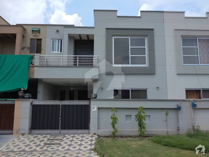 Green City House For Sale Sized 5 Marla