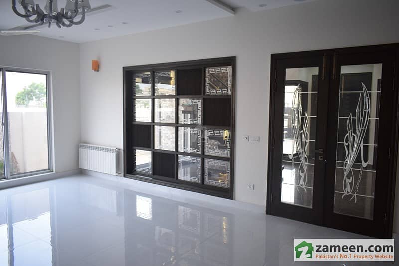 1 Kanal  Mazhar Munir Design Beautiful Upper Portion For Sale At Dha Phase 4 Block BB