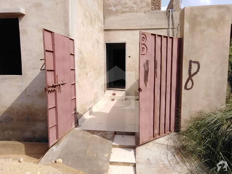 قادر ایونیو حیدرآباد بائی پاس حیدر آباد میں 3 کمروں کا 3 مرلہ مکان 34 لاکھ میں برائے فروخت۔