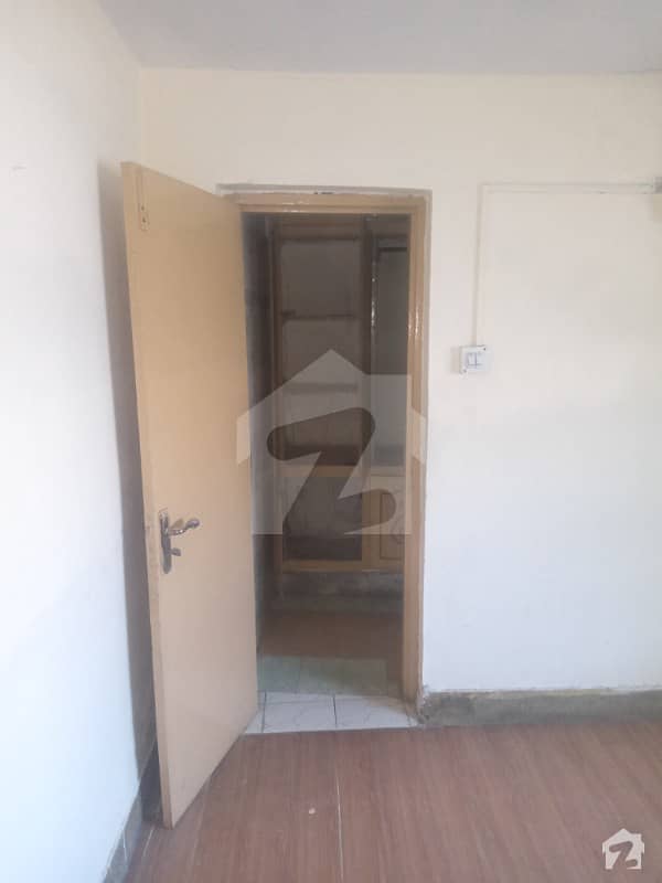 2250  Square Feet Upper Portion Is Available For Rent In Adiala Road