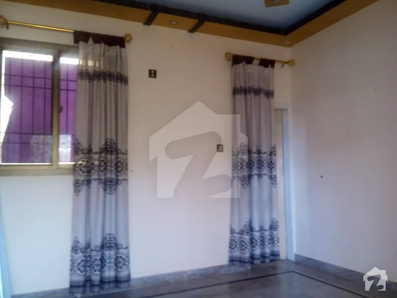 720  Square Feet House In Central Gulistan-E-Jauhar For Sale