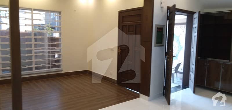 5 Marla House Available For Sale In Jinnah Block Of Bahria Town Lahore