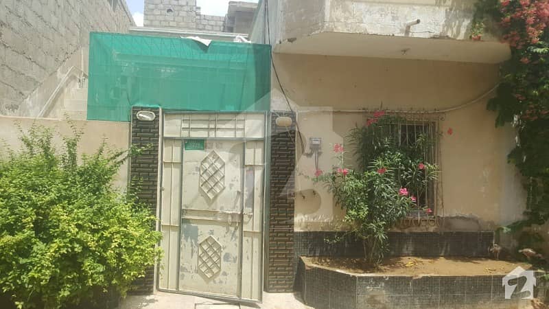 سُرجانی ٹاؤن - سیکٹر 6 سُرجانی ٹاؤن گداپ ٹاؤن کراچی میں 2 کمروں کا 5 مرلہ مکان 40 لاکھ میں برائے فروخت۔