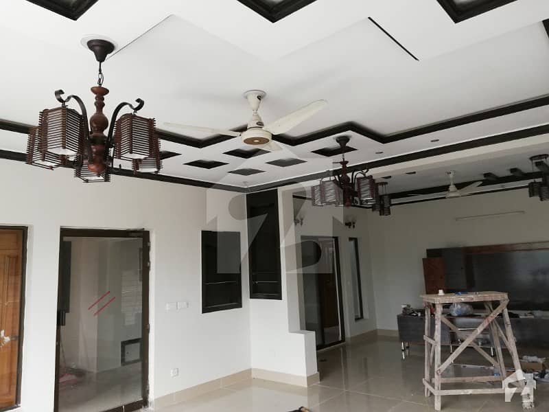 60x90 Double Storey House Main Double Road For Sale 60x90 Double Storey House Main Double Road For Sale