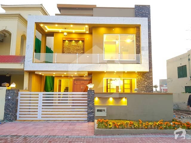 2500  Square Feet House In Bahria Town Rawalpindi For Sale At Good Location