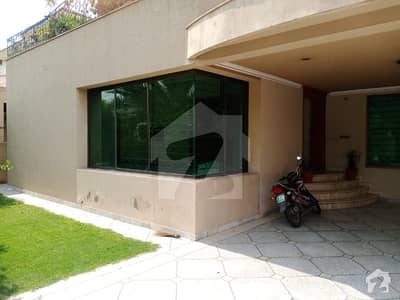 1 Kanal Lower Portion 3 Bedrooms With Big Basement Dha Phase 4 Block Dd 1 Kanal Lower Portion 3 Bedrooms With Big Basement Dha Phase 4 Block Dd