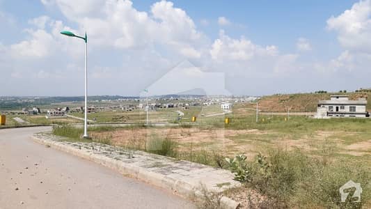 10 Marla Corner Category Plot With 9 Marla Extra Land Urgent For Sale