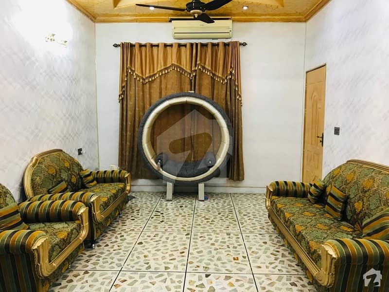 گلشنِِِ راوی ۔ بلاک اے گلشنِ راوی لاہور میں 5 کمروں کا 10 مرلہ مکان 2.2 کروڑ میں برائے فروخت۔