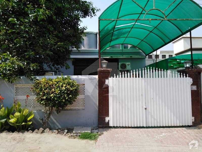 House For Sale Situated In Khan Village