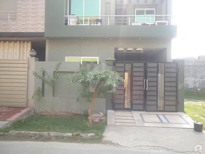 In Bismillah Housing Scheme House For Sale Sized 4 Marla