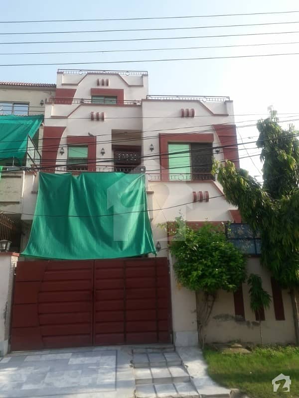 8 Marla Double StorEy Home 5bed For Sale In Johar Near Canal Road
