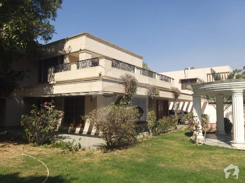 ڈی ایچ اے فیز 5 ڈی ایچ اے کراچی میں 4 کمروں کا 2 کنال مکان 14.5 کروڑ میں برائے فروخت۔