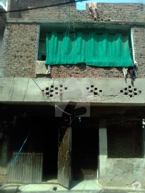 دھوکے هسسو راولپنڈی میں 8 کمروں کا 4 مرلہ مکان 70 لاکھ میں برائے فروخت۔