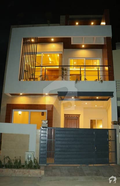 Triple Storey Brand New House For Sale E 11 4