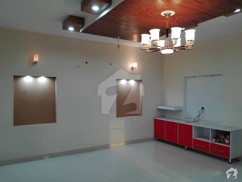 Good 10 Marla House For Rent In Wapda Town